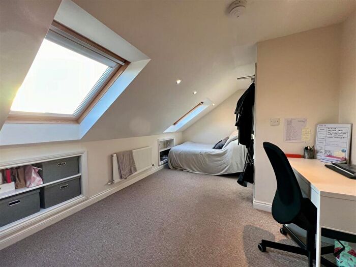 5 Bedroom Maisonette To Rent In Ashleigh Grove, West Jesmond, NE2