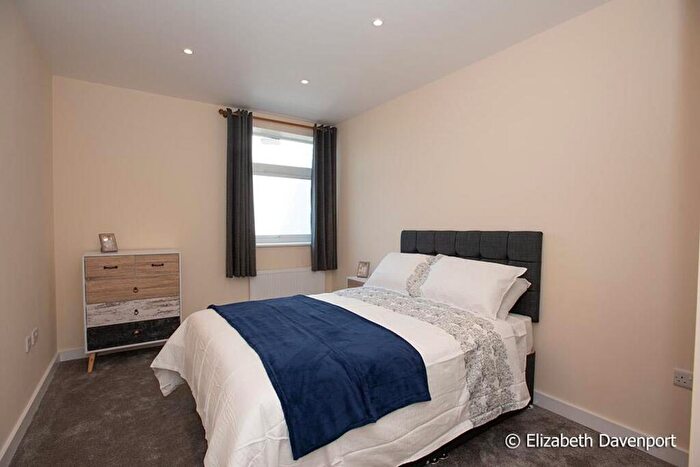 1 Bedroom Flat To Rent In Talisman Square, Sexton House, CV8
