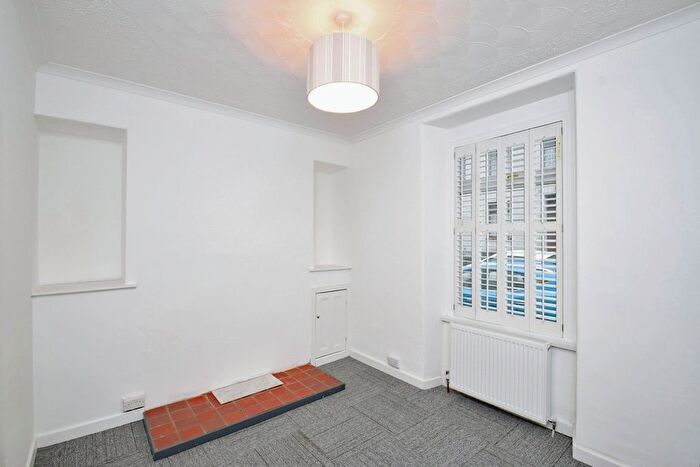 3 Bedroom Terraced House For Sale In Cwm Terrace, Llanelli, SA15