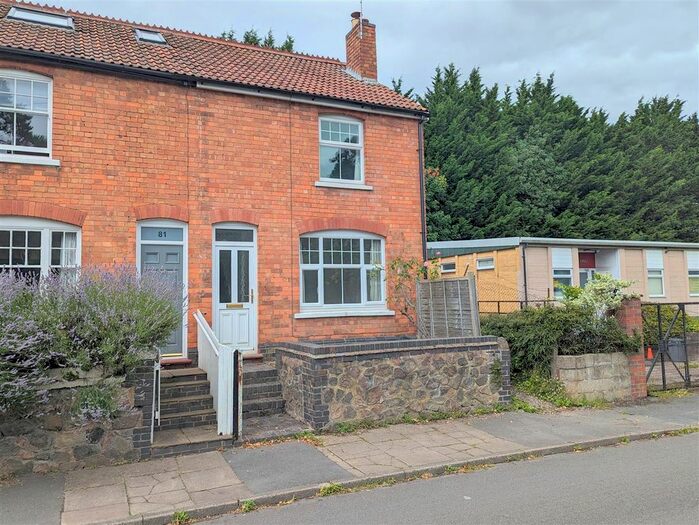 2 Bedroom End Of Terrace House To Rent In Redland Road, Malvern, WR14