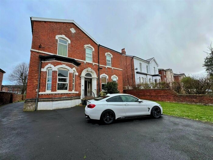 1 Bedroom Flat To Rent In Leyland Road, Southport, PR9