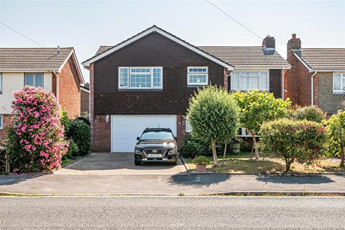 4 Bedroom Detached House For Sale In Jellicoe Avenue, Alverstoke, Gosport, PO12