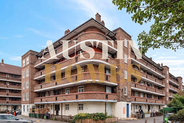 3 Bedroom Flat For Sale In Kennington Park Road, Alverstone House Kennington Park Road, SE11