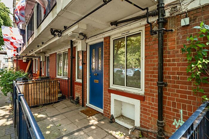 1 Bedroom Flat For Sale In Arnold Estate, Druid Street, London, SE1