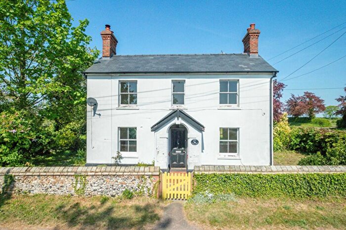 2 Bedroom Detached House For Sale In Six Mile Bottom, Newmarket, CB8