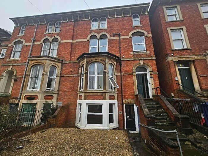 1 Bedroom Flat To Rent In Dashwood Terrace, OX16