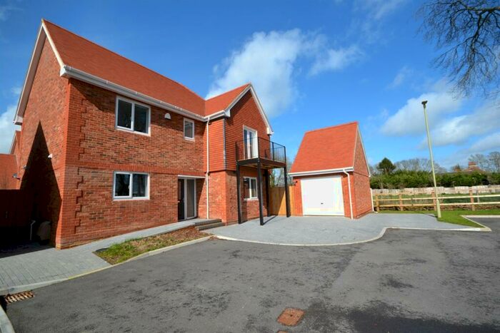 4 Bedroom Detached House For Sale In Downton, SP5