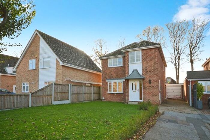 3 Bedroom Property To Rent In Selwyn Drive, Broadstairs, CT10