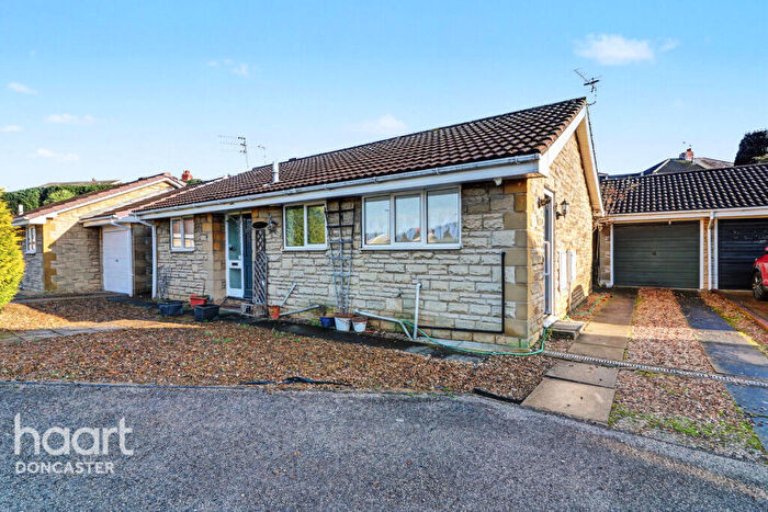 2 Bedroom Detached Bungalow For Sale In Gorse Close, Dunsville, Doncaster, DN7