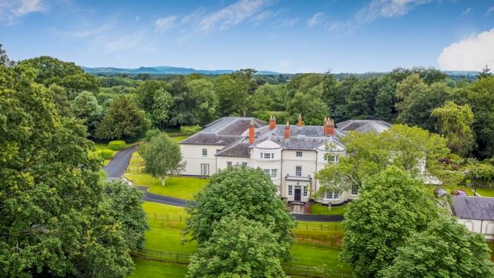 2 Bedroom Flat For Sale In Oxon Hall, Holyhead Rd, Shrewsbury, SY3