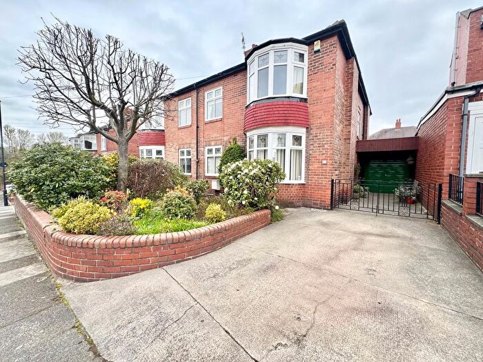 4 Bedroom Semi Detached House For Sale In Holderness Road, St Gabriels, NE6