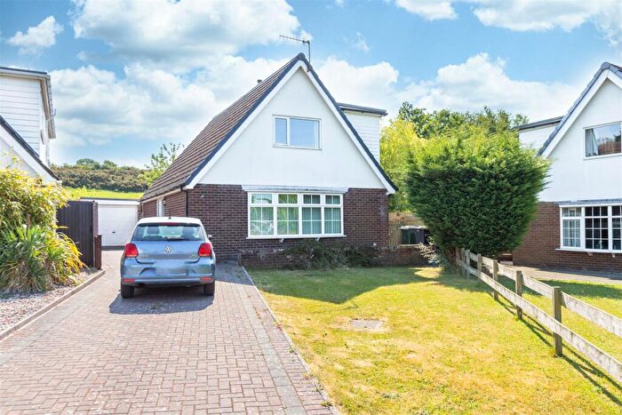 3 Bedroom Detached House For Sale In Knowe Hill Crescent, Lancaster, LA1
