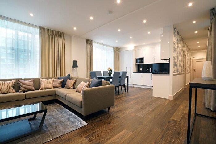 2 Bedroom Flat To Rent In Warwick Gardens, London, W14