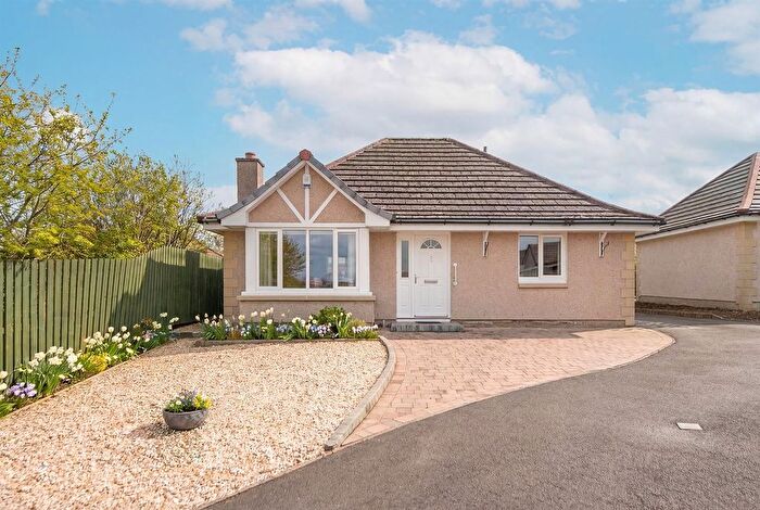3 Bedroom Detached Bungalow For Sale In Laird's Drive, Clackmannan, FK10