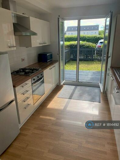 2 Bedroom Flat To Rent In London Road, Glasgow, G31