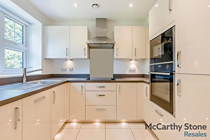 2 Bedroom Apartment For Sale In Rutherford House, Marple Lane, Gerrards Cross, SL9