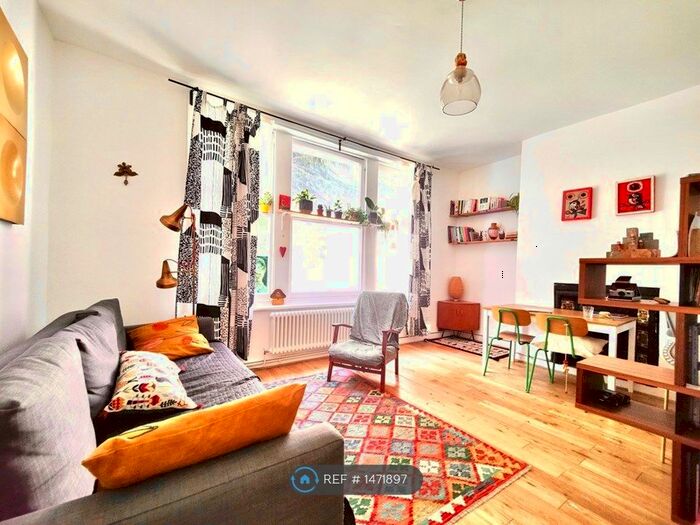 2 Bedroom Flat To Rent In Portland Rise, London, N4