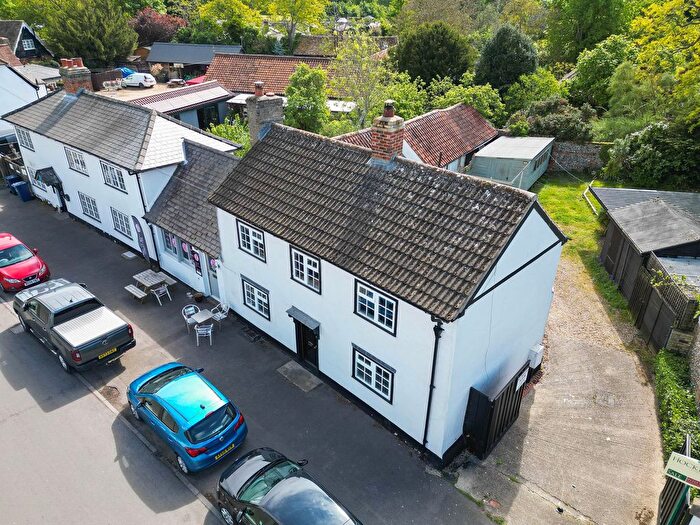 3 Bedroom Semi-Detached House For Sale In High Street, Great Abington, CB21