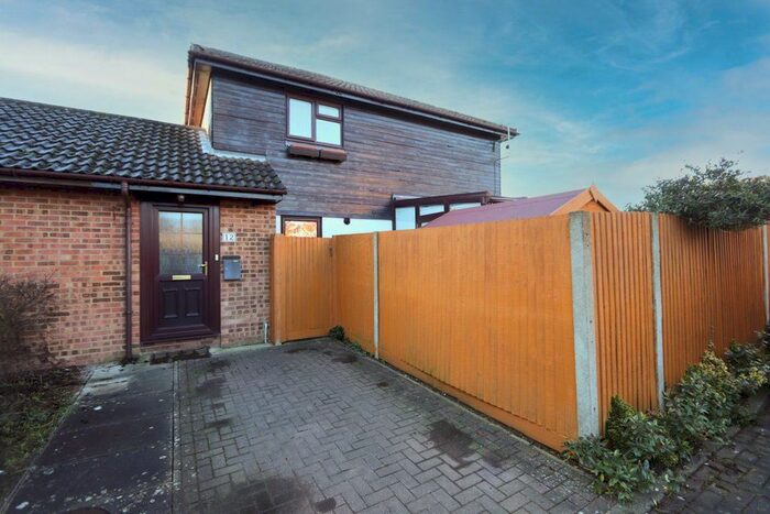 2 Bedroom Property To Rent In Millstream Way, Leighton Buzzard LU7