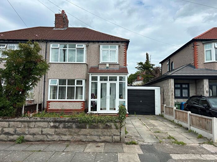 3 Bedroom Semi-Detached House To Rent In South Mossley Hill Road, L18