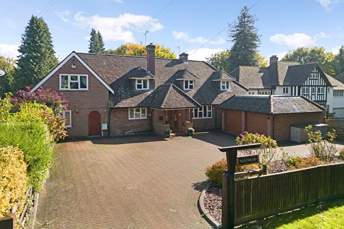 7 Bedroom Detached House For Sale In Park Avenue, Rickmansworth, WD3