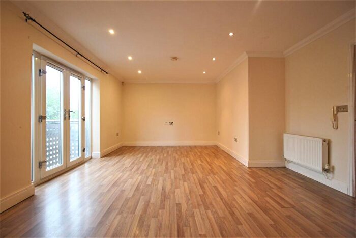 2 Bedroom Apartment To Rent In Derngate, Northampton Town Centre -, NN1