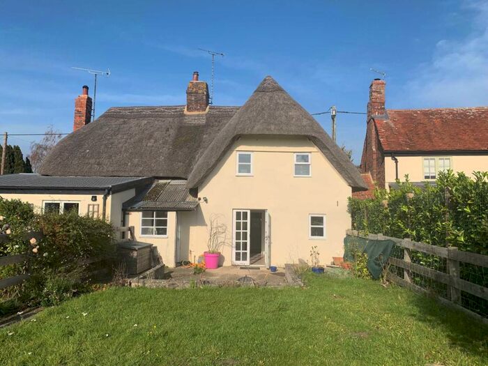 2 Bedroom Terraced House To Rent In Wilsford, SN9