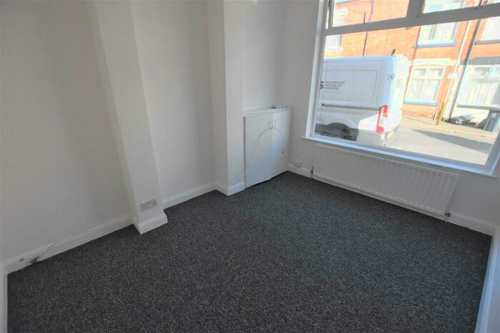 1 Bedroom Flat To Rent In Western Road, Leicester, LE3