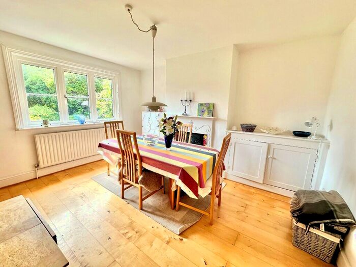2 Bedroom Cottage For Sale In Myrtle Cottage, Finchdean, PO8