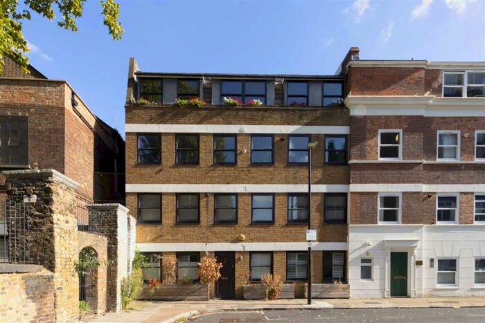 1 Bedroom Flat To Rent In Wood Close, Bethnal Green, E2