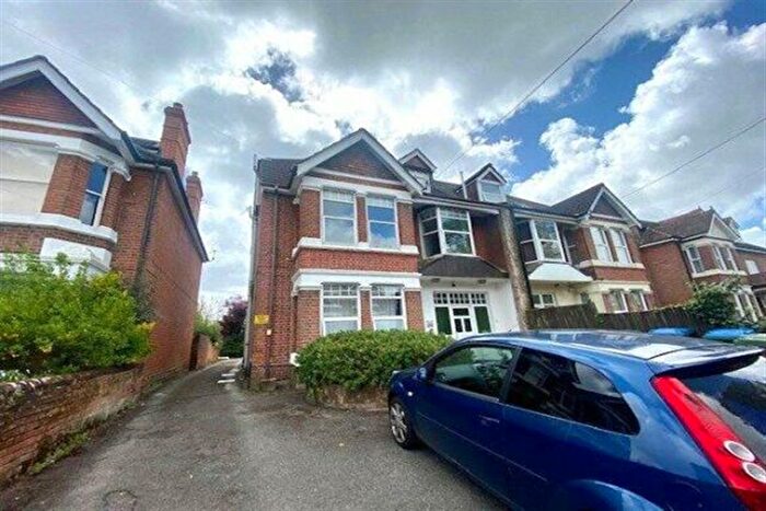 Studio To Rent In Darwin Road, Shirley, SO15