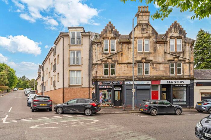 2 Bedroom Apartment For Sale In Market Place, Kilmacolm, PA13