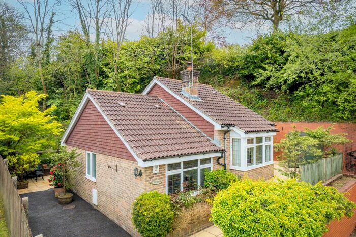 2 Bedroom Detached Bungalow For Sale In Bricklands, Crawley Down, RH10