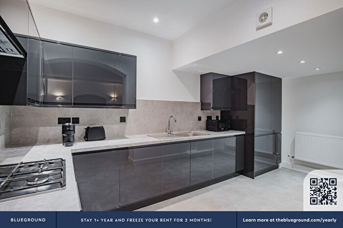 2 Bedroom Flat To Rent In Clerkenwell, London, EC1V