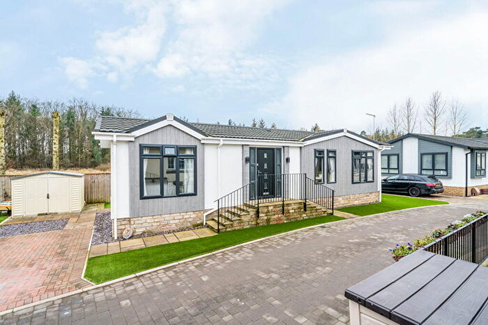 2 Bedroom Park Home For Sale In Great Hockham, Thetford, Norfolk, IP24