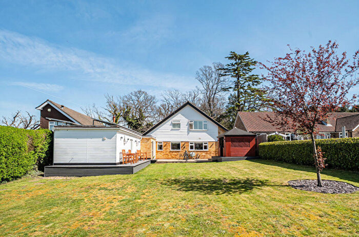 4 Bedroom Detached House For Sale In Kenley Lane, Kenley, CR8
