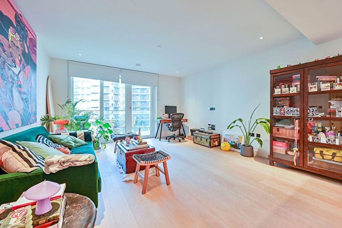 1 Bedroom Flat To Rent In White City Living, White City, London, W12