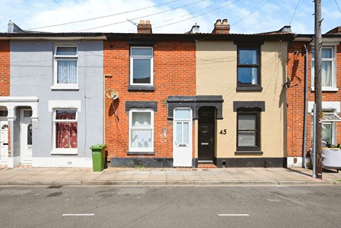 2 Bedroom Terraced House For Sale In Manchester Road, Portsmouth, Hampshire, PO1