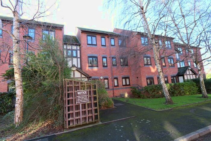 2 Bedroom Apartment To Rent In The Moorings, Warwick, Warwickshire, CV31