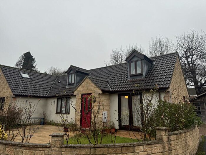 2 Bedroom Detached Bungalow To Rent In Stuarts Close, Southover, Wells, BA5