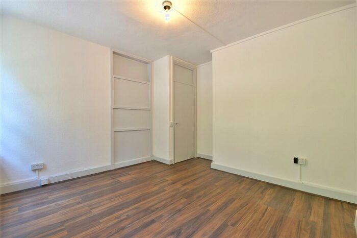 1 Bedroom Flat To Rent In Sylvester Road, Hackney, E8