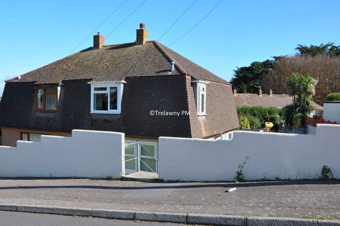 3 Bedroom Semi-Detached House To Rent In Oakfield Road, Falmouth, TR11