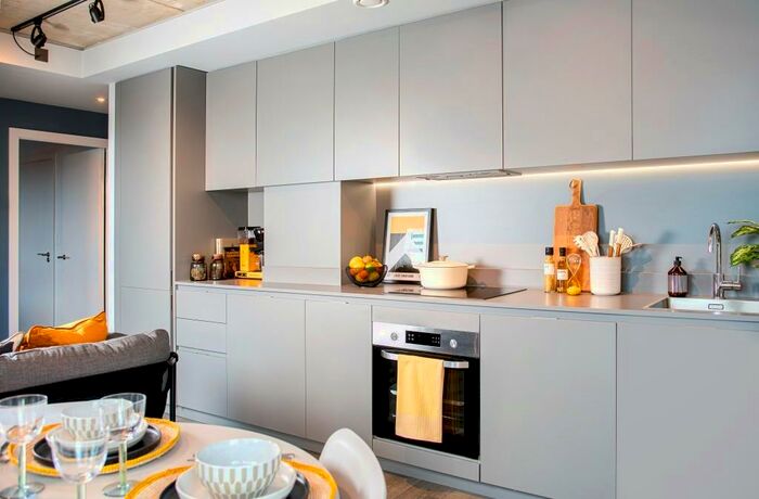 3 Bedroom Apartment To Rent In Wharf Approach, Leeds, West Yorkshire, LS1