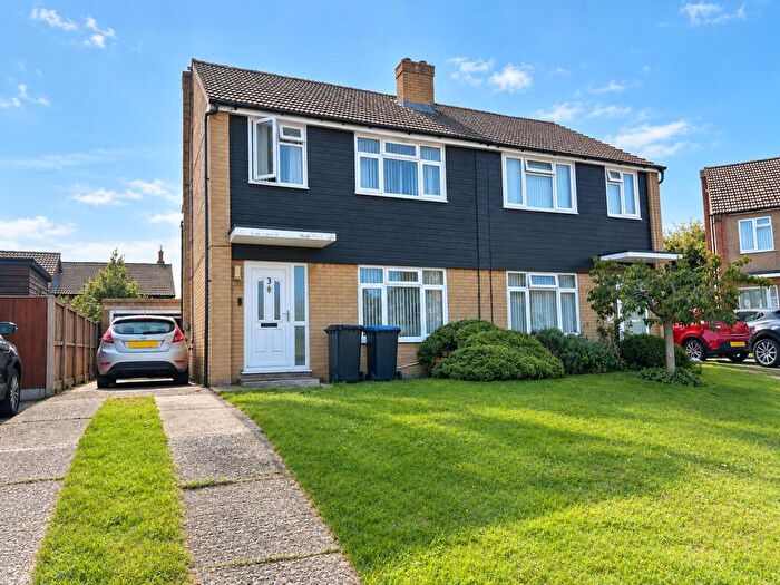 3 Bedroom Semi-Detached House To Rent In Norton Drive, Minster, Kent, CT12
