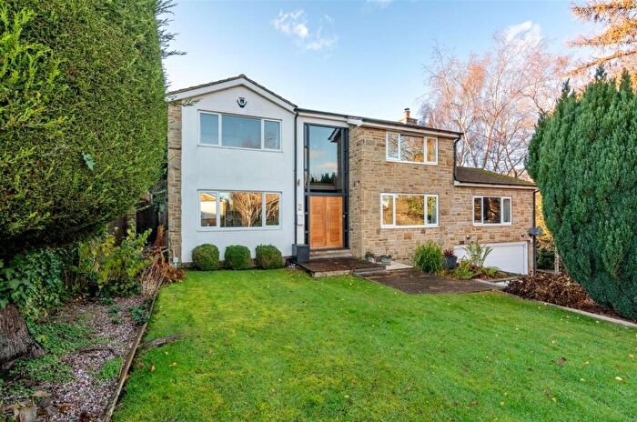 4 Bedroom Detached House For Sale In Bingley Bank, Bardsey, Leeds, LS17