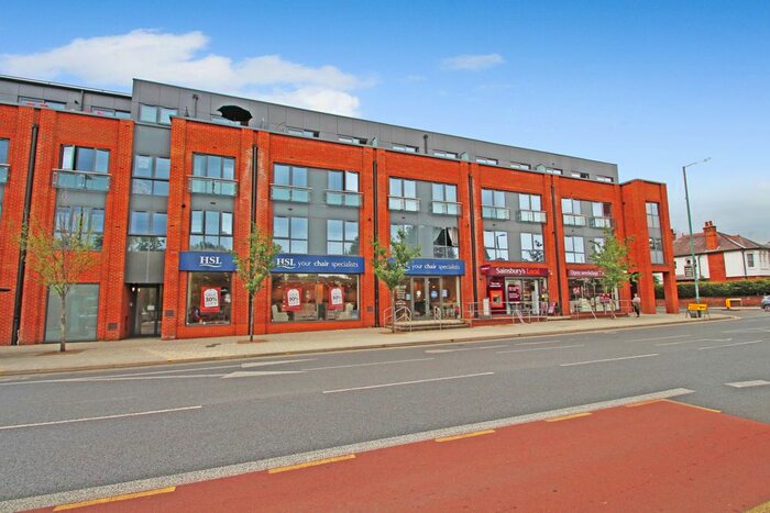 2 Bedroom Flat To Rent In Ewell Road, Surbiton, KT6