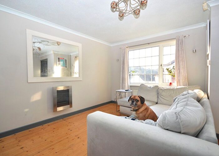 3 Bedroom End Of Terrace House For Sale In Newbury Close, Plymouth, Devon, PL5