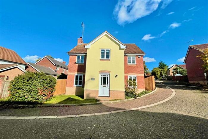 4 Bedroom Detached House For Sale In Jersey Way, Braintree, CM7