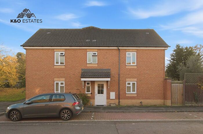 4 Bedroom Terraced House For Sale In Bostocke Close, Essex, SS15