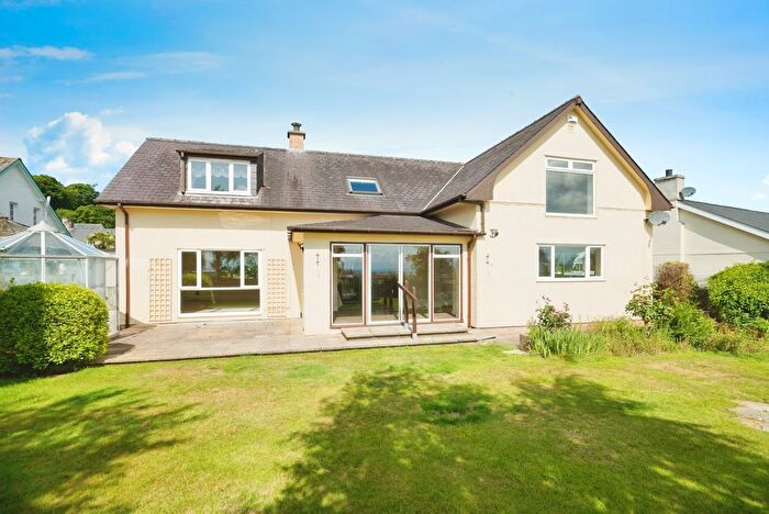 4 Bedroom Detached House For Sale In Ffordd Y Glyn, Llanbedrog, Gwynedd, LL53